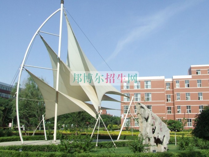 山西大學商務(wù)學院2016年招生簡章