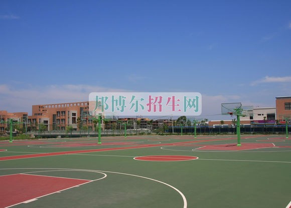 浙江交通職業(yè)技術學院招生辦聯系電話