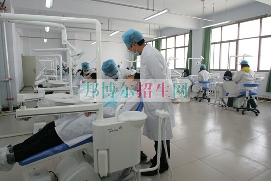 商丘醫(yī)學(xué)高等專科學(xué)校