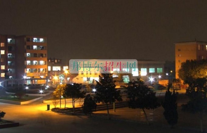 安徽工業(yè)經濟職業(yè)技術學院招生辦聯系電話