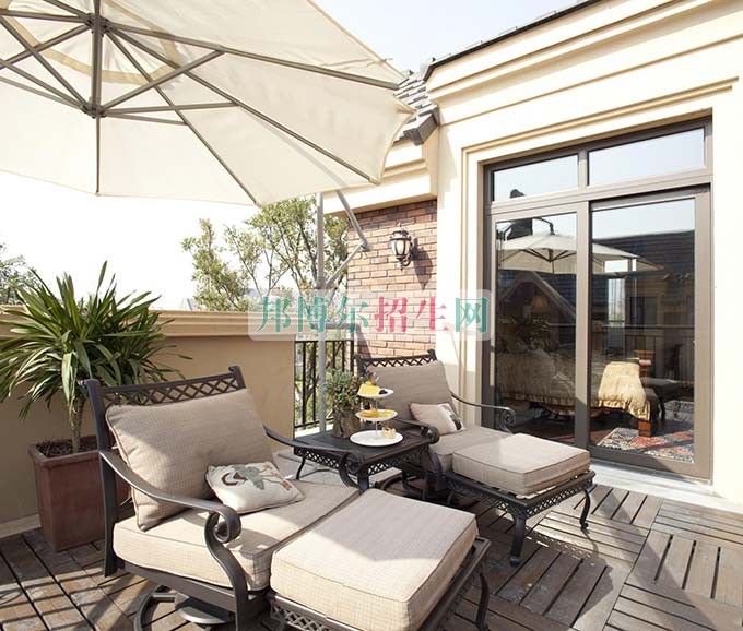 高中沒畢業(yè)可以學(xué)環(huán)境藝術(shù)設(shè)計(jì)專業(yè)嗎