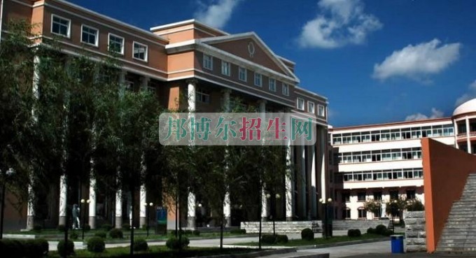中?？即髮W(xué)怎么考