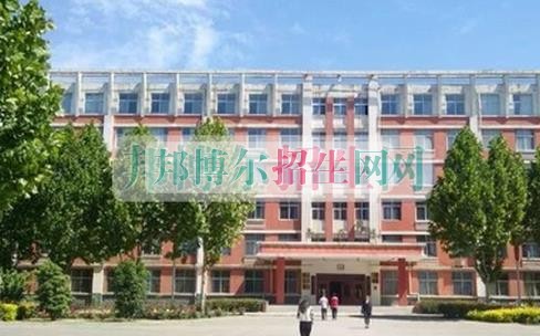 計算機應(yīng)用技術(shù)學校哪個好