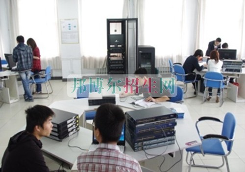 高中畢業(yè)可以學通信技術嗎