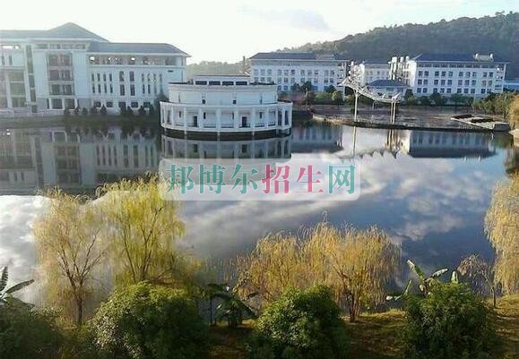 中?？祻?fù)治療可以考大專嗎