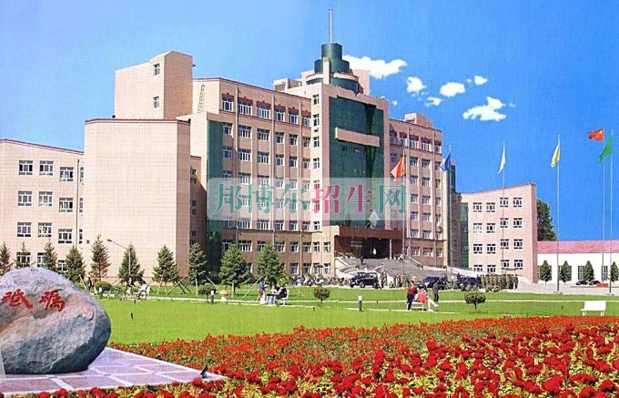 哪里有醫(yī)學美容學校