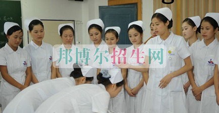 成都好一點的護(hù)理學(xué)校