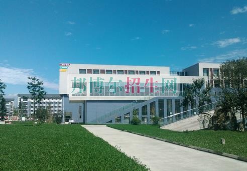 成都哪里有計算機(jī)應(yīng)用技術(shù)學(xué)校