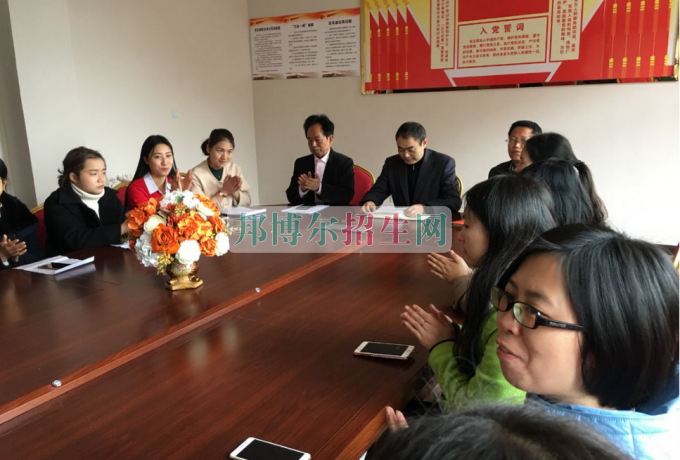 平昌鷹才中等職業(yè)技術(shù)學(xué)校熱烈慶祝107個(gè)國際勞動(dòng)?jì)D女節(jié)