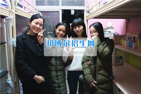 成都希望幼師學(xué)校是責(zé)任？更是一種愛！