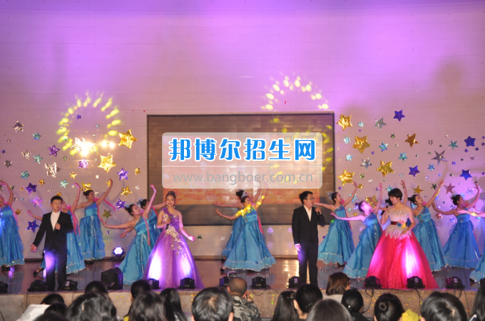 川南幼兒師范高等?？茖W(xué)校藝術(shù)系2014屆匯報(bào)演出