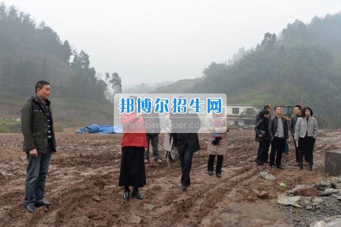川南幼兒師范高等專科學(xué)校“走基層、送溫暖”活動(dòng)
