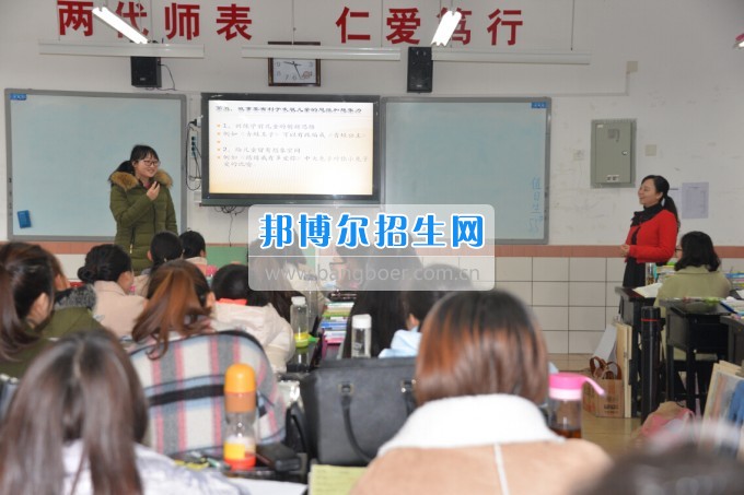 川南幼兒師范高等?？茖W(xué)校2017質(zhì)量年：撲下身子抓落實