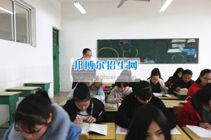 川北幼兒師范高等專科學(xué)校上好新學(xué)期第一課 嚴(yán)把課堂教學(xué)質(zhì)量關(guān)