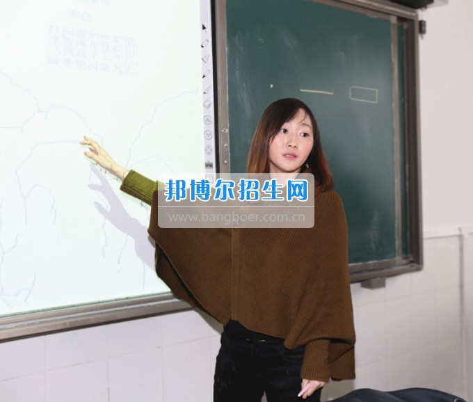 川北幼兒師范高等?？茖W(xué)校上好新學(xué)期第一課 嚴(yán)把課堂教學(xué)質(zhì)量關(guān)
