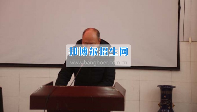 四川省古藺縣職業(yè)高級(jí)中學(xué)校集智匯力，全力推進(jìn)依法治校