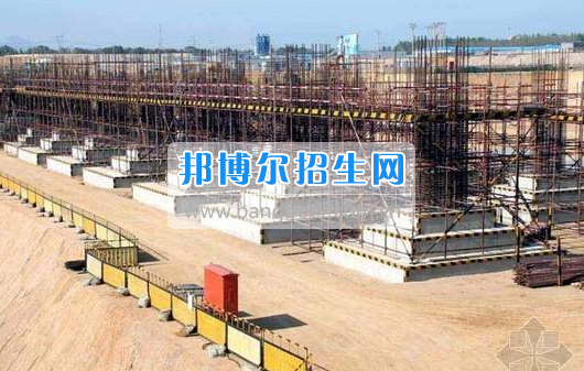 成都可以讀建筑工程施工技術(shù)的大專學校