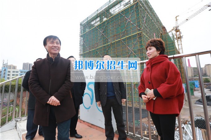 省體育局蔣顯倫副局長一行到川北幼兒師范高等?？茖W校調(diào)研