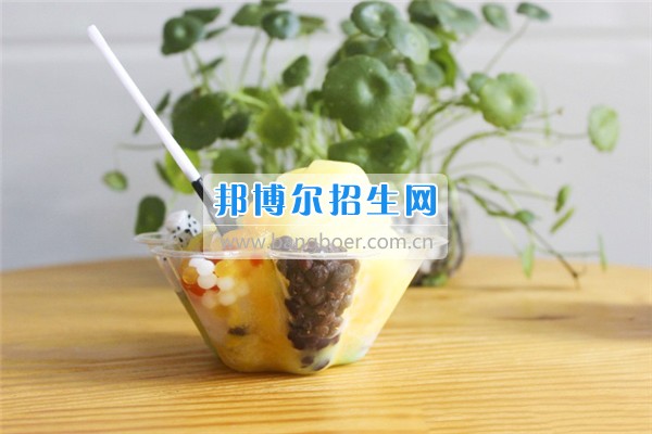 成都希望航空職業(yè)學(xué)校美味冷飲大曝光！據(jù)說，正數(shù)第三的是同學(xué)們最喜愛的冷飲！