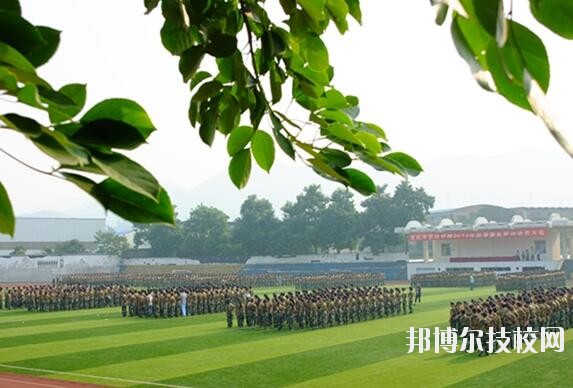 重慶農(nóng)業(yè)學(xué)校2020年報名條件、招生要求、招生對象