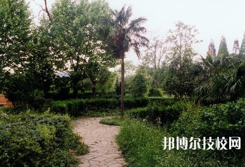 貴州林業(yè)學(xué)校2020年報(bào)名條件、招生要求、招生對(duì)象