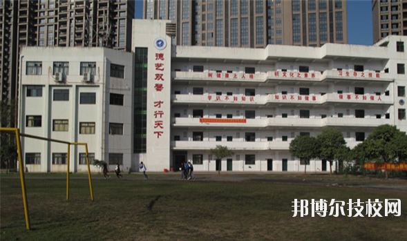 贛州應(yīng)用技術(shù)職業(yè)學(xué)校怎么樣、好不好