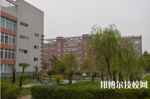 陜西航空技師學(xué)院2020年報(bào)名條件、招生要求、招生對(duì)象