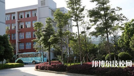 重慶經貿中等專業(yè)學校怎么樣、好不好