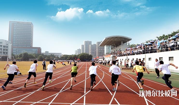 寧波市甬江職業(yè)高級中學怎么樣、好不好