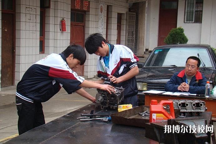 石阡中等職業(yè)學校怎么樣、好不好
