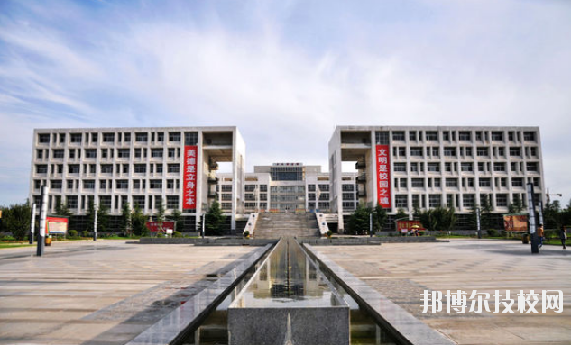 陜西商貿(mào)學(xué)院附屬中職校2020年報名條件、招生要求、招生對象 