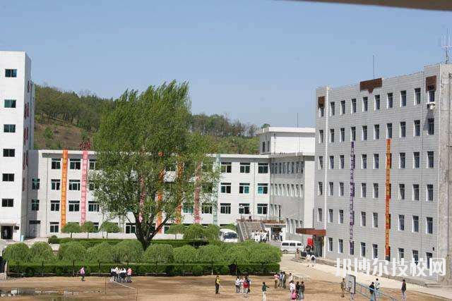 重慶渝東衛(wèi)生學(xué)校學(xué)校怎么樣、好不好