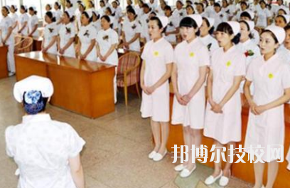 蘭州護(hù)士學(xué)校2020年報(bào)名條件、招生要求、招生對(duì)象