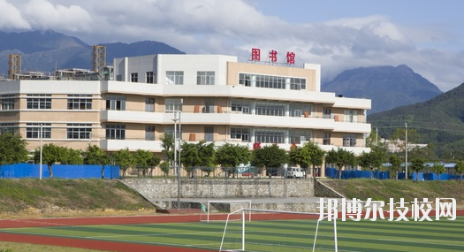 南寧海豐職業(yè)技術(shù)學(xué)校2020年報(bào)名條件、招生要求、招生對象 