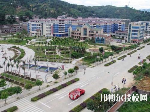 望謨中等職業(yè)學(xué)校2020年報(bào)名條件、招生要求、招生對(duì)象