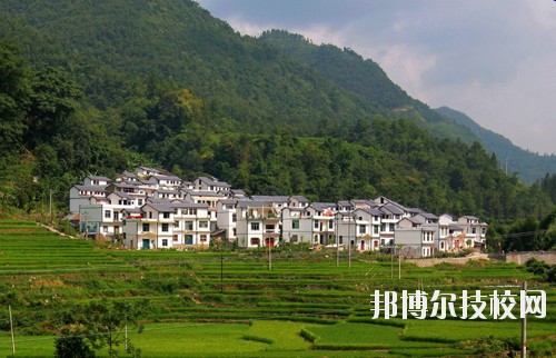 望謨中等職業(yè)學(xué)校怎么樣、好不好