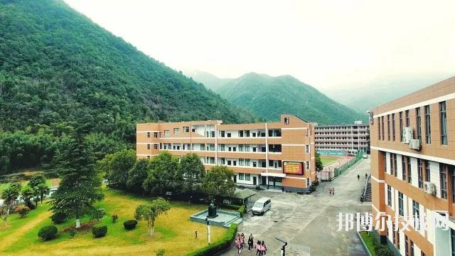 寧波四明職業(yè)高級中學怎么樣、好不好