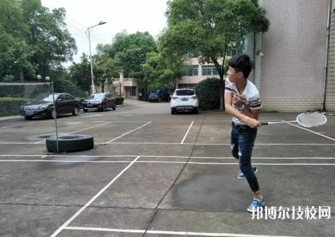 江西新興產(chǎn)業(yè)工程學(xué)校2020年報(bào)名條件、招生要求、招生對(duì)象