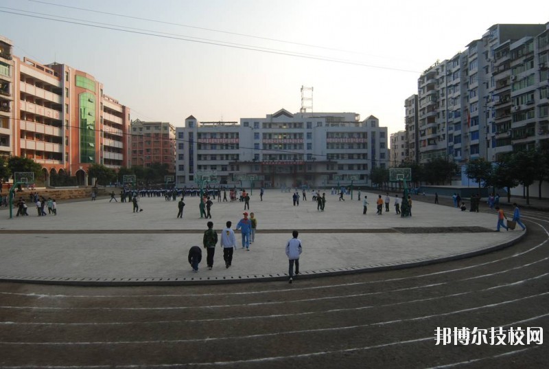 四川省鄰水縣興仁職業(yè)中學(xué)2020年報名條件、招生要求、招生對象