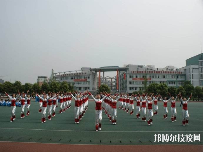 成都實(shí)驗(yàn)商貿(mào)管理學(xué)校2020年報(bào)名條件、招生要求、招生對(duì)象