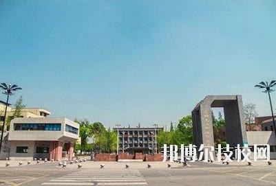 四川現(xiàn)代科技職業(yè)學校2020年報名條件、招生要求、招生對象