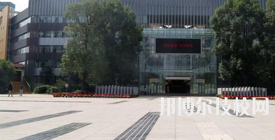 武威西牛職業(yè)技術(shù)學(xué)校2020年報(bào)名條件、招生要求、招生對(duì)象