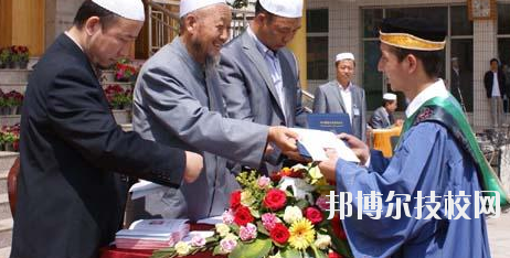 臨夏外國(guó)語學(xué)校2020年學(xué)費(fèi)、收費(fèi)多少