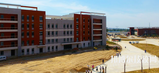 甘肅建筑材料工業(yè)學校2020年報名條件、招生要求、招生對象