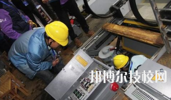 武威信息工程學校2020年學費、收費多少