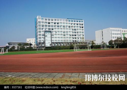 紫云苗族布依族自治民族職業(yè)技術中學2020年宿舍條件