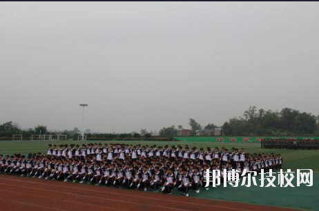 重慶梁平職業(yè)教育中心2020年報(bào)名條件、招生要求、招生對象
