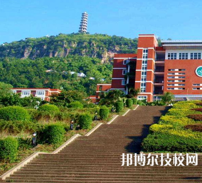 重慶南桐礦業(yè)有限責(zé)任公司技工學(xué)校2020年報(bào)名條件、招生要求、招生對象