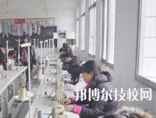 重慶綦江職業(yè)技術學校2020年報名條件、招生要求、招生對象