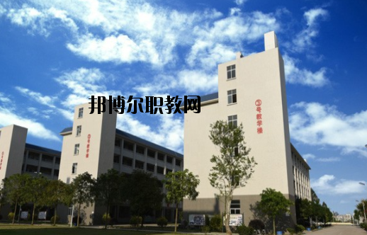 化州職業(yè)技術學校2020年報名條件、招生要求、招生對象